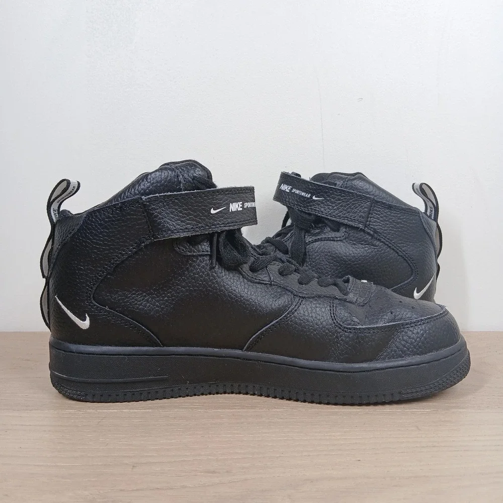 Nike pre owned